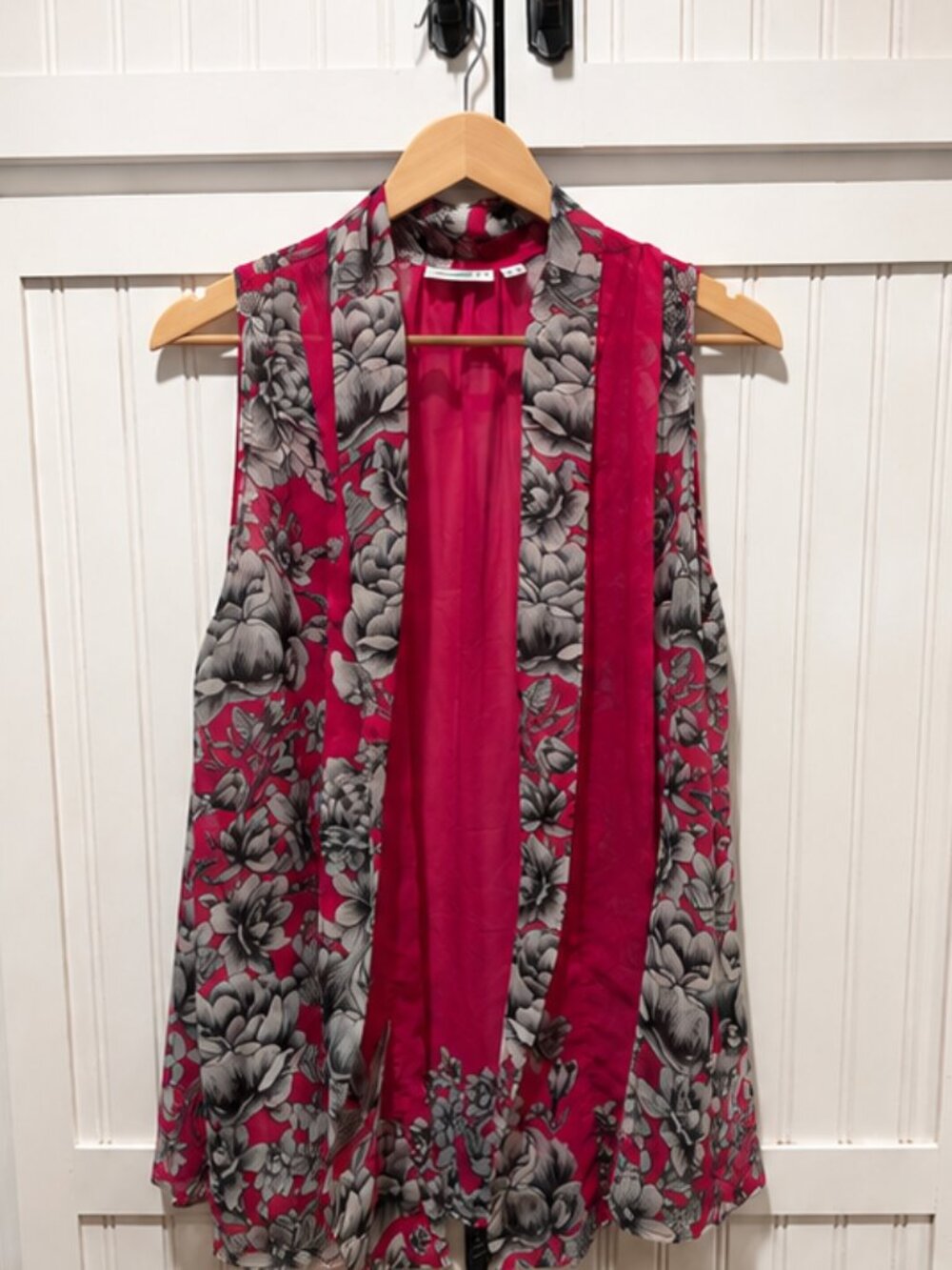 Susan Graver Pink Floral Sheer Open Front Cardigan Vest Size Medium